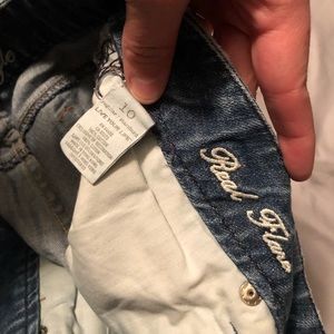 ‘Real Flare’ American Eagle Jean